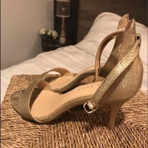 Kelly & Katie low heels